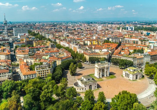 Milán a szingliknek, Nápoly a befektetőknek, Bologna pedig az ökológiai szempontból fontos: lakhatási tendenciák 2025–2026