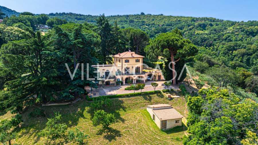 Elit villa Frascatiban, Róma közelében.