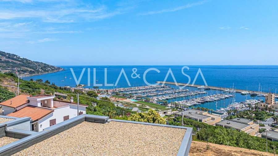 Modern villa Santo Stefano al Mare
