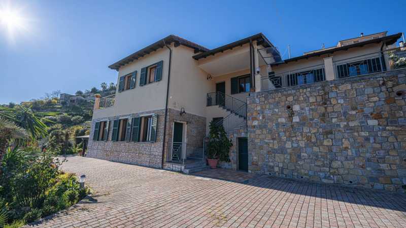 Villa 200 m2 a Bordighera.