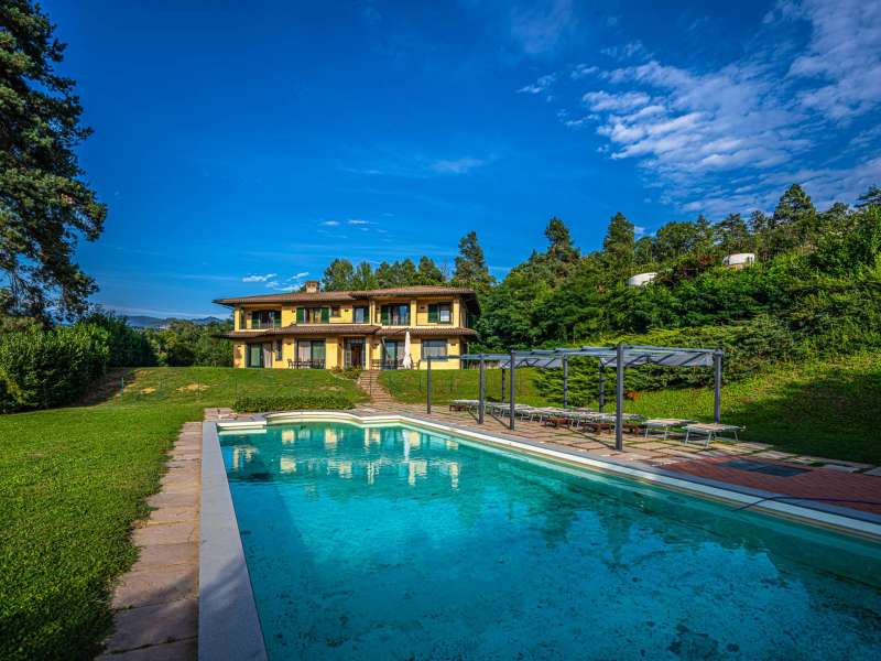 Castelnuovo di Garfagnana, 500 m²-es villa