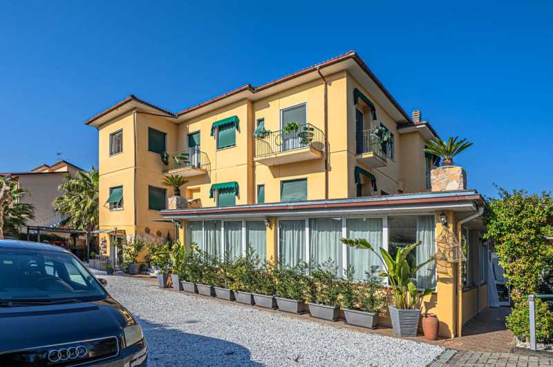Marina di Massa-ban található butikhotel