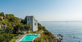 Villa con spiaggia privata in Liguria