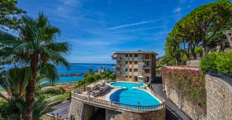 Penthouse 127 m2 Ospedalettiben eladó