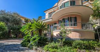 Villa a Sanremo con vista sul mare