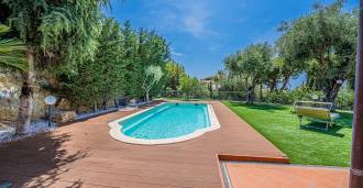 Bordighera tengerre néző villa bérlése
